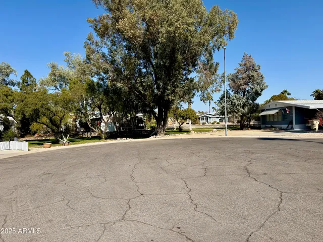 $68,000 | 17847 North 17th Street, Phoenix, AZ 85022