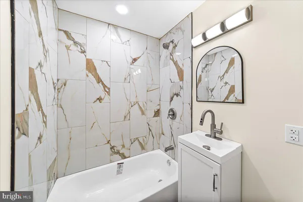 $229,900 | 1117 West 4th Street, Wilmington, DE 19805