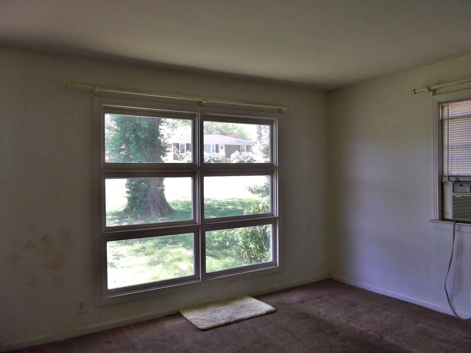103 Pitt Lane Springfield, TN 37172 - Photo 6 of 15 an empty room with a window