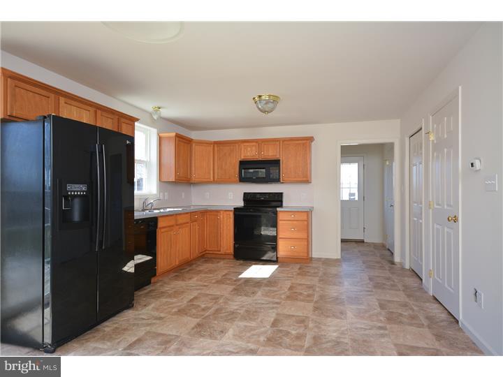 2897 Newark Road West Grove, PA 19390 - Photo 5 of 25 Kitchen