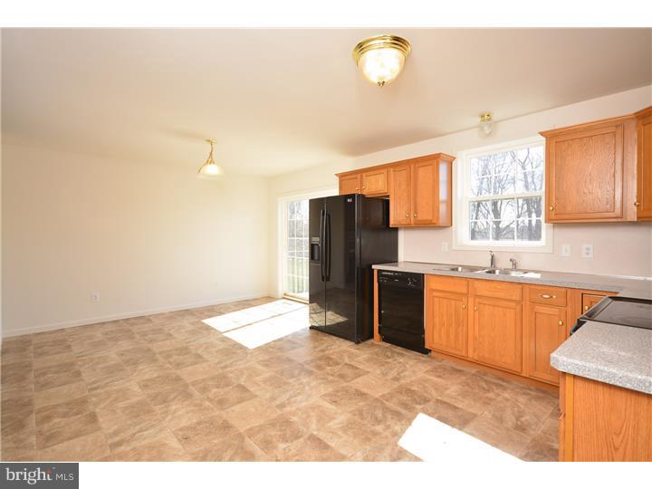 2897 Newark Road West Grove, PA 19390 - Photo 7 of 25 Kitchen