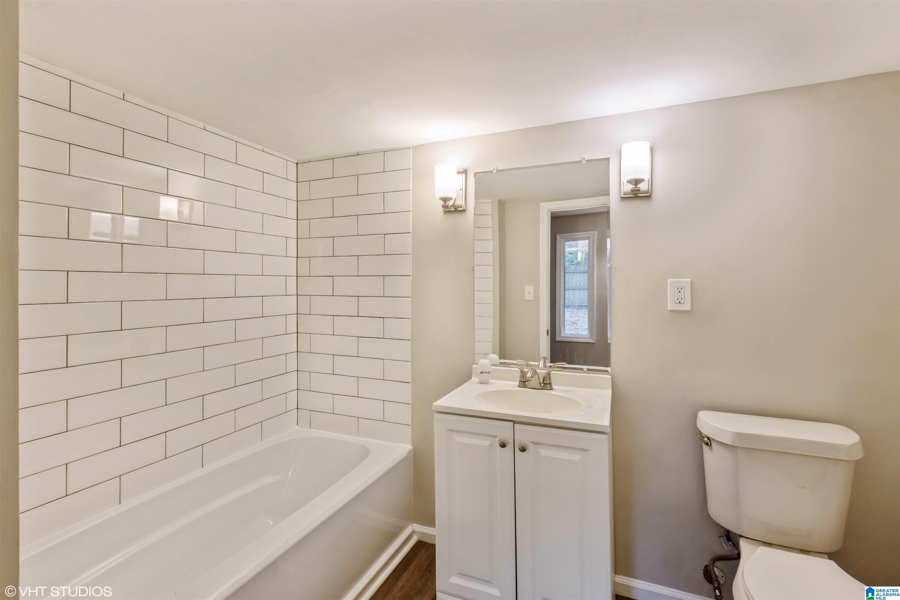 294 Green Tree Drive Talladega, AL 35160 - Photo 7 of 16