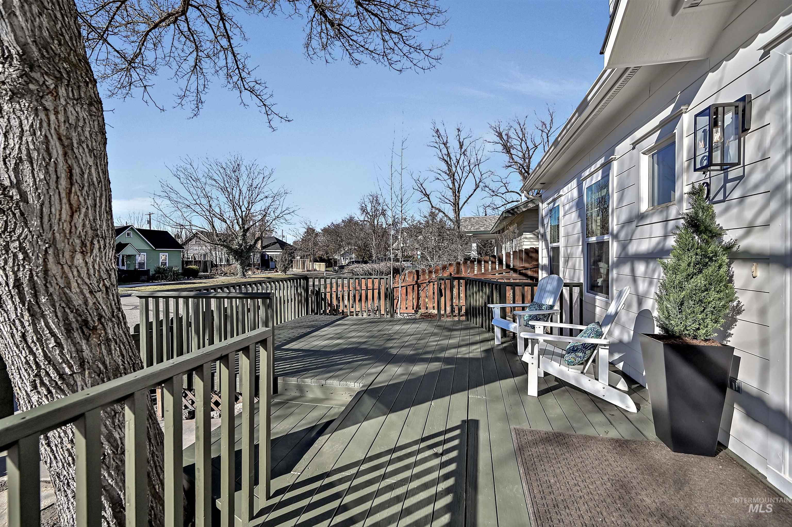1902 West Washington Street Boise, ID 83702 - Photo 32 of 43 Wooden deck featuring a residential view