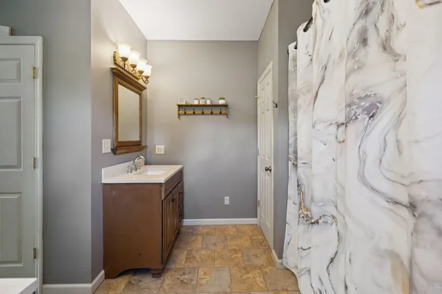 $499,000 | 246 Akins Road, Tellico Plains, TN 37385