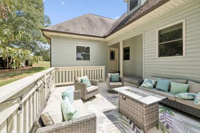 $499,000 | 246 Akins Road, Tellico Plains, TN 37385