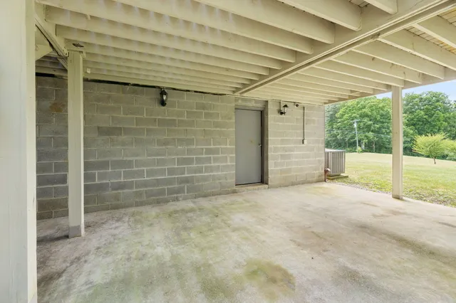 $499,000 | 246 Akins Road, Tellico Plains, TN 37385