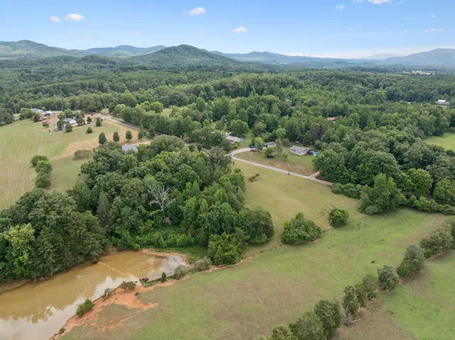 $499,000 | 246 Akins Road, Tellico Plains, TN 37385