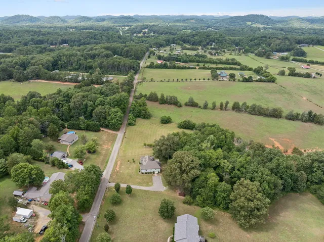 $499,000 | 246 Akins Road, Tellico Plains, TN 37385