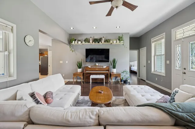 $499,000 | 246 Akins Road, Tellico Plains, TN 37385