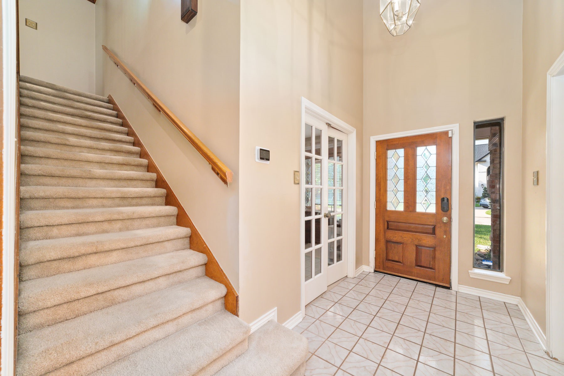 14931 Inverrary Drive Houston, TX 77095 - Photo 33 of 33 a view of entryway and hall with a couch