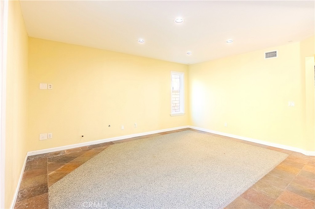 20549 Romar Lane Saugus, CA 91350 - Photo 16 of 31