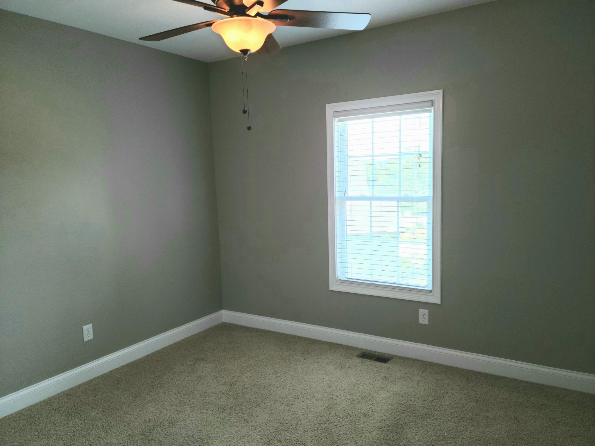 6092 Whisper Ridge Lane Corryton, TN 37721 - Photo 15 of 17 an empty room with a window