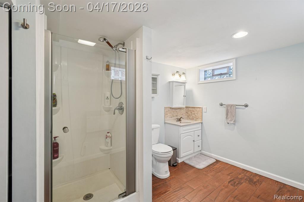 2385 Keith Road West Bloomfield, MI 48324 - Photo 20 of 25 Gallery Image 20
