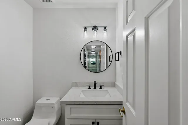 $2,800 | 5640 East Bell Road, Scottsdale, AZ 85254