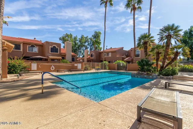 $2,800 | 5640 East Bell Road, Scottsdale, AZ 85254