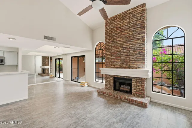 $2,800 | 5640 East Bell Road, Scottsdale, AZ 85254