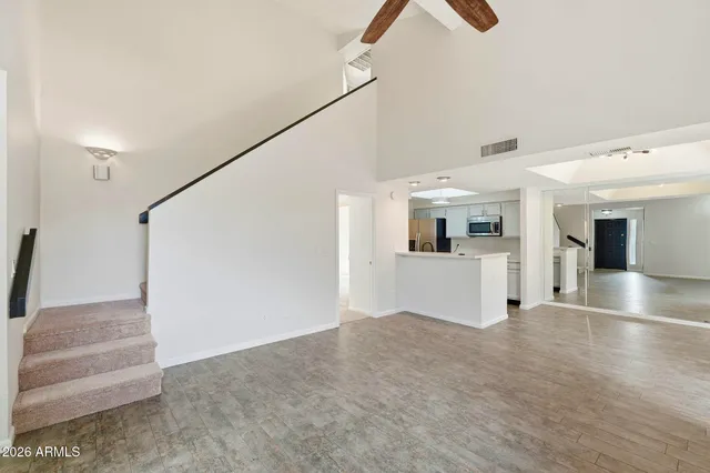 $2,800 | 5640 East Bell Road, Scottsdale, AZ 85254