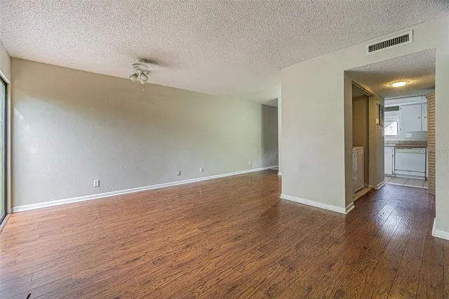 $125,000 | 8622 Cattail Drive, Unit 152, Temple Terrace, FL 33637