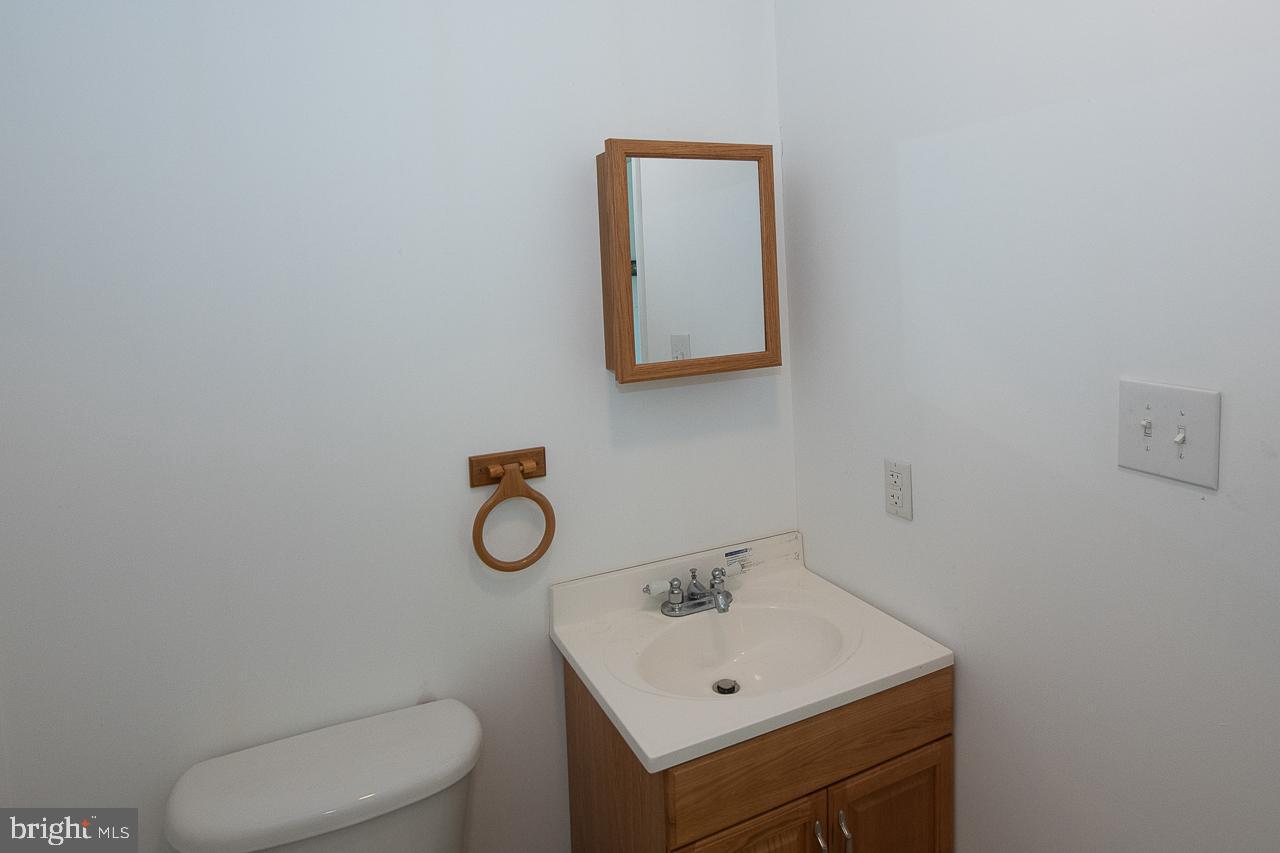 16 Kirk Road Garnet Valley, PA 19060 - Photo 27 of 35 Powder Room in Loft