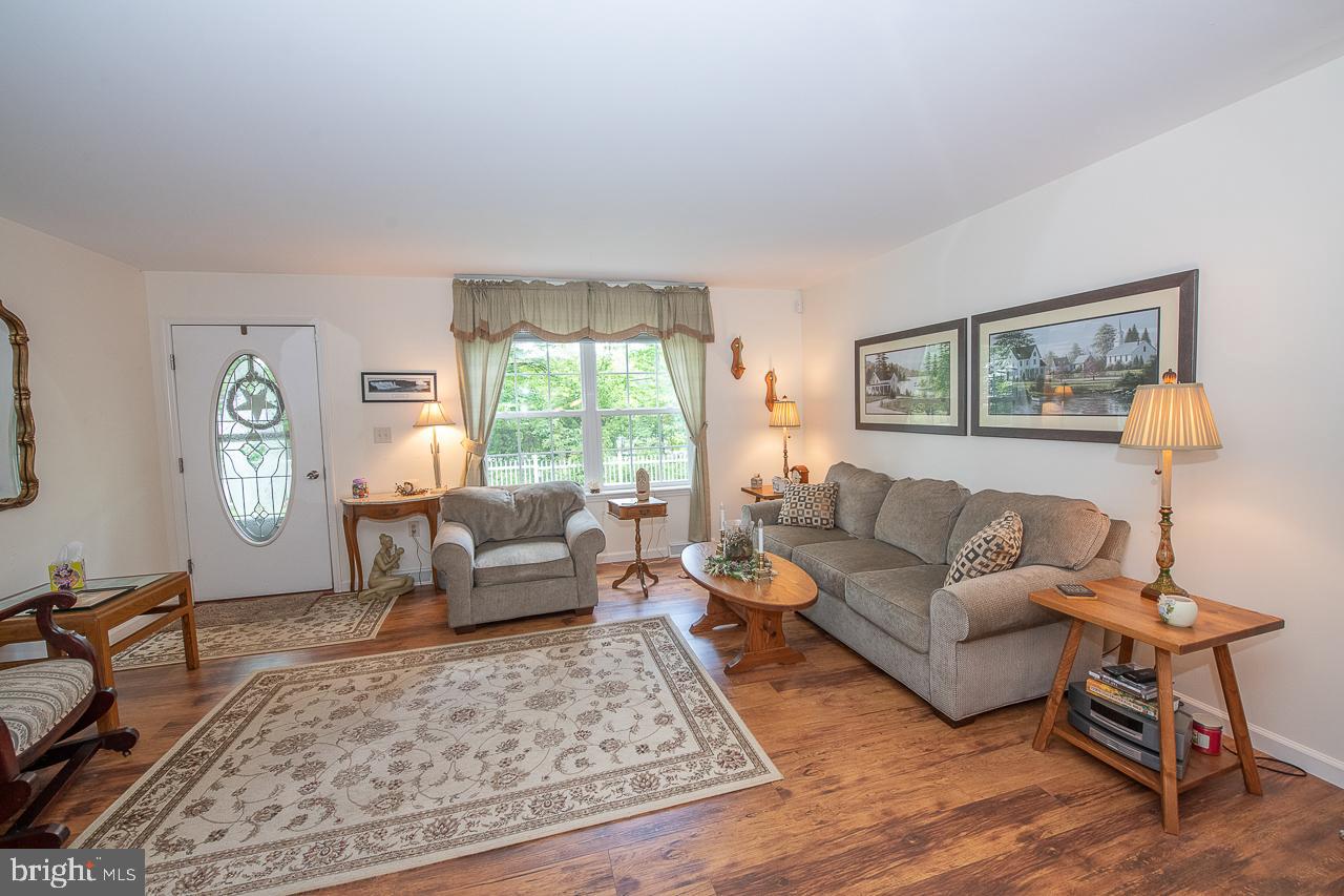 16 Kirk Road Garnet Valley, PA 19060 - Photo 6 of 35 Gallery Image 6