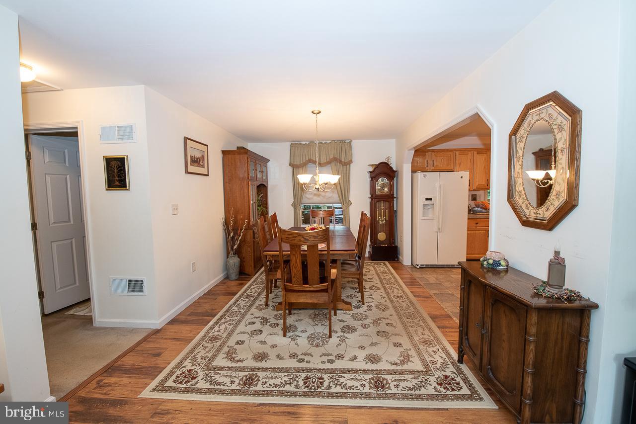 16 Kirk Road Garnet Valley, PA 19060 - Photo 8 of 35 Convenient Dining Room