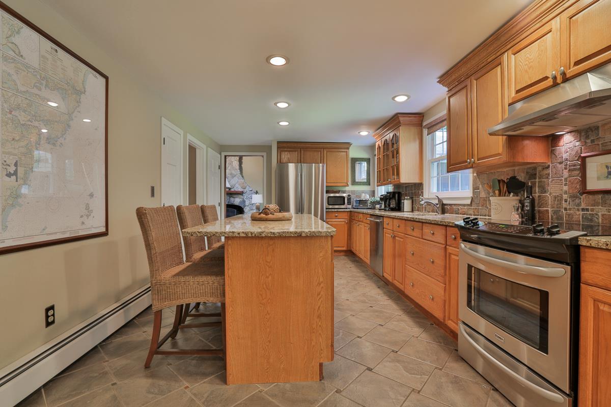 13 Ravine Road Amherst, NH 03031 - Photo 4 of 40