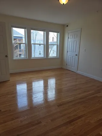 $4,250 | 49 Woodcliff Street, Unit 3, Boston, MA 02125