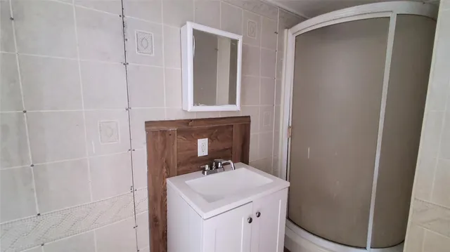 $575 | 16705 Meadowcroft Street, Montgomery, TX 77316