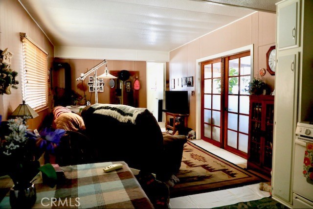 7484 Kickapoo Trail, Unit 9 Yucca Valley, CA 92284 - Photo 2 of 24