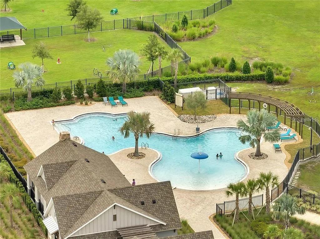 14654 Horse Trot Road Lithia, FL 33547 - Photo 19 of 32
