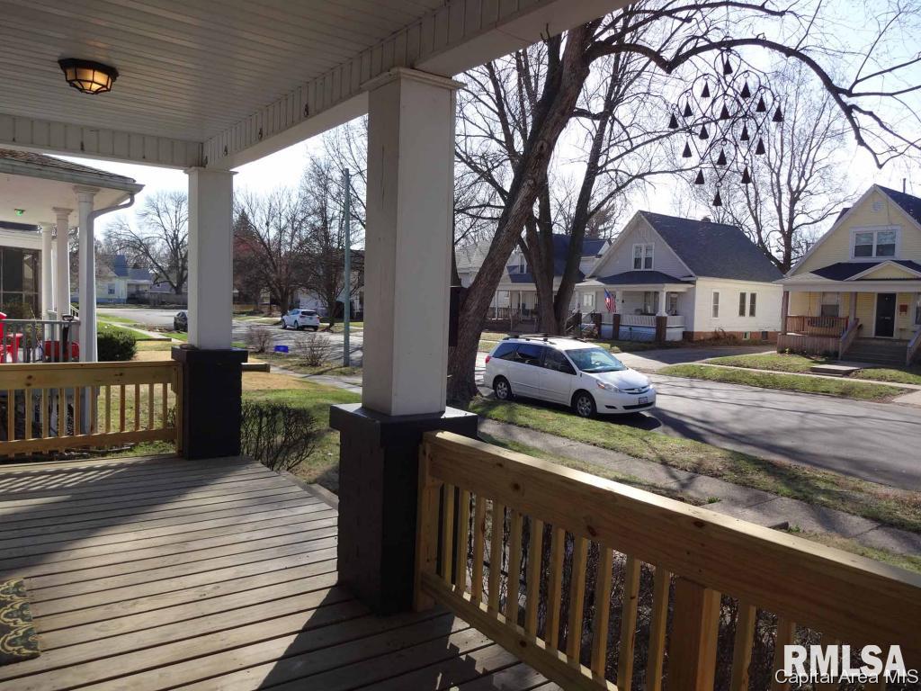 1916 South Spring Street Springfield, IL 62704 - Photo 8 of 36