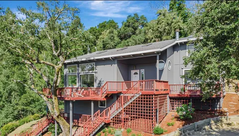 $1,499,000 | 805 Old Mill Pond Road, Los Gatos, CA 95033
