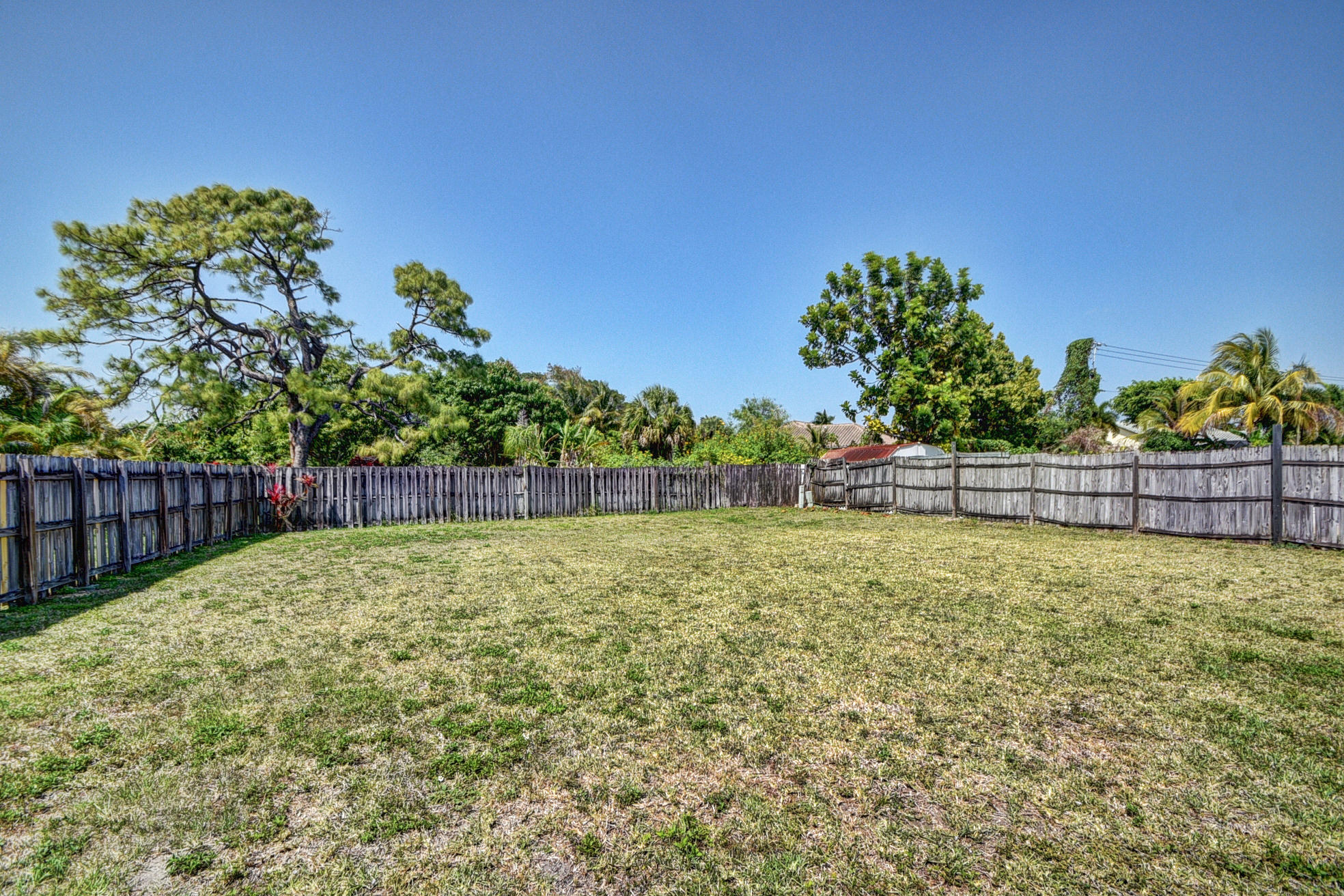 9015 Southwest 6th Street Boca Raton, FL 33433 - Photo 28 of 31 DSC_4787_88_89_90_91
