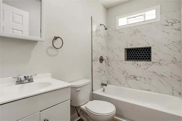 $425,000 | 3331 Indiana Avenue, Kansas City, MO 64128