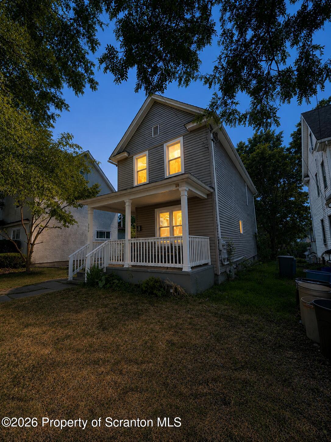 830 Maple Street Scranton, PA 18505 - Photo 4 of 16 IMG_0867
