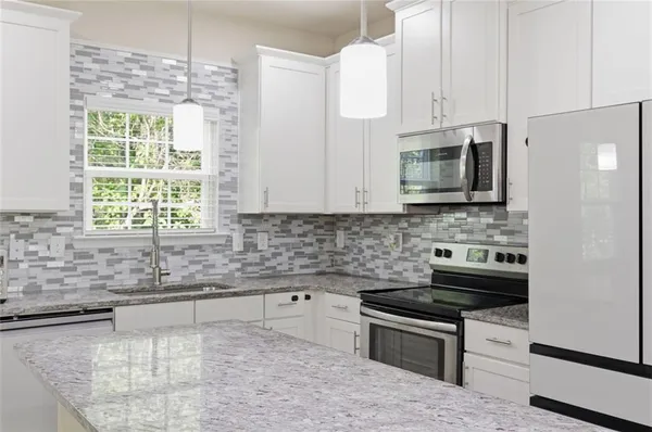 $399,000 | 4322 Buford Valley Way, Buford, GA 30518