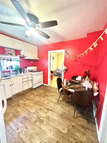 $150,000 | 519 8th Avenue, Worthington, MN 56187