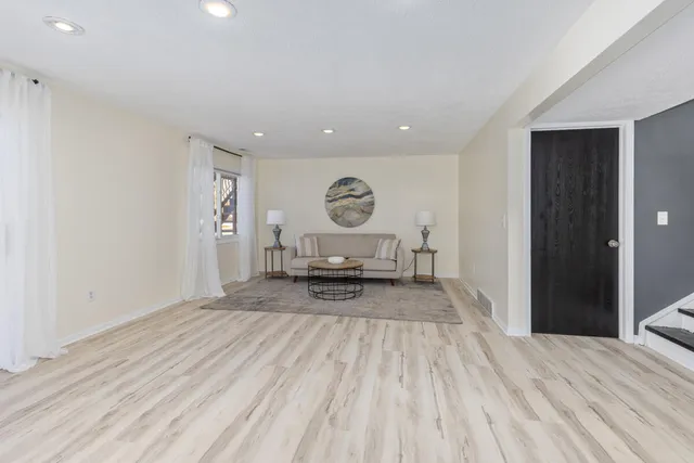 $355,000 | 10273 Burgundy Boulevard, Dimondale, MI 48821