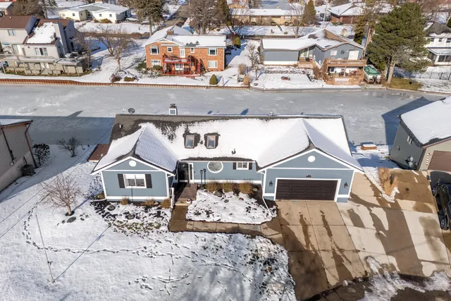 $355,000 | 10273 Burgundy Boulevard, Dimondale, MI 48821