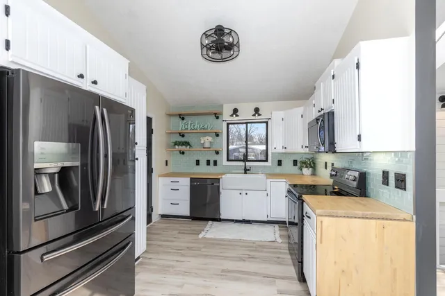 $355,000 | 10273 Burgundy Boulevard, Dimondale, MI 48821