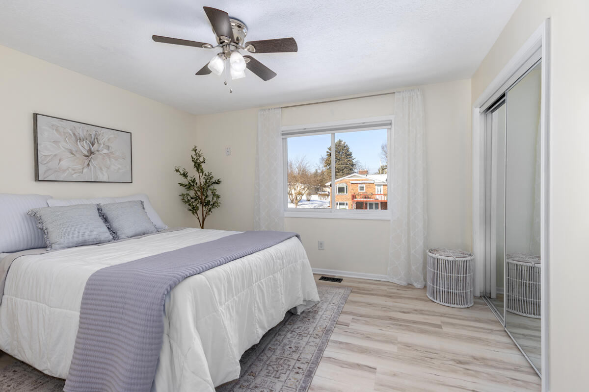 10273 Burgundy Boulevard Dimondale, MI 48821 - Photo 7 of 22 IMG_1007