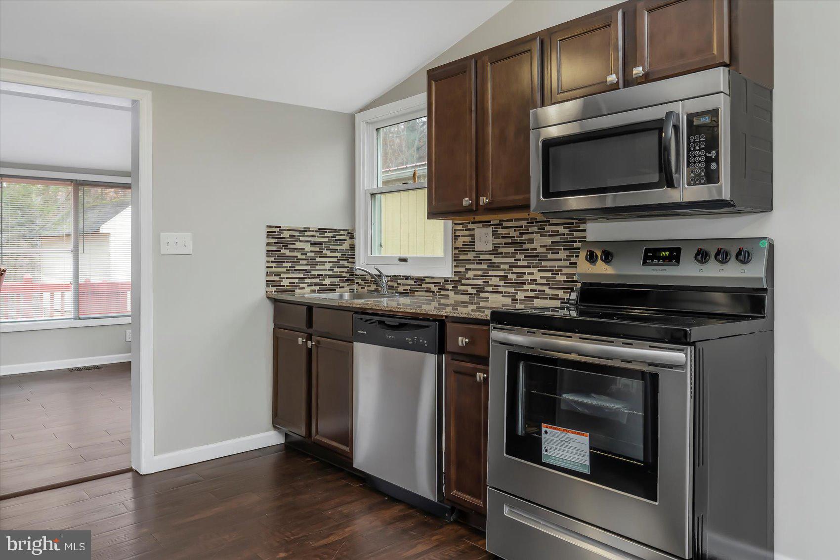 70 Riverview Road Delta, PA 17314 - Photo 10 of 44 Kitchen