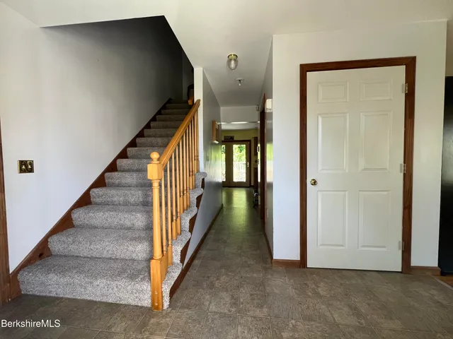 $354,000 | 215 Partridge Road, Pittsfield, MA 01201