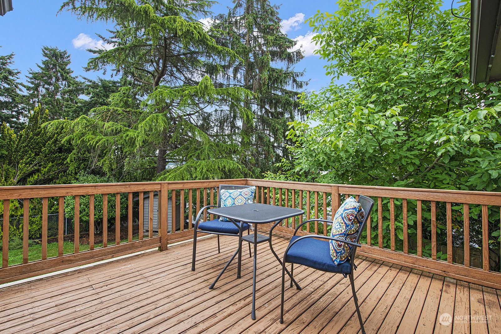 260 Taylor Avenue Northwest Renton, WA 98057 - Photo 13 of 26 a view of balcony with furniture and wooden floor