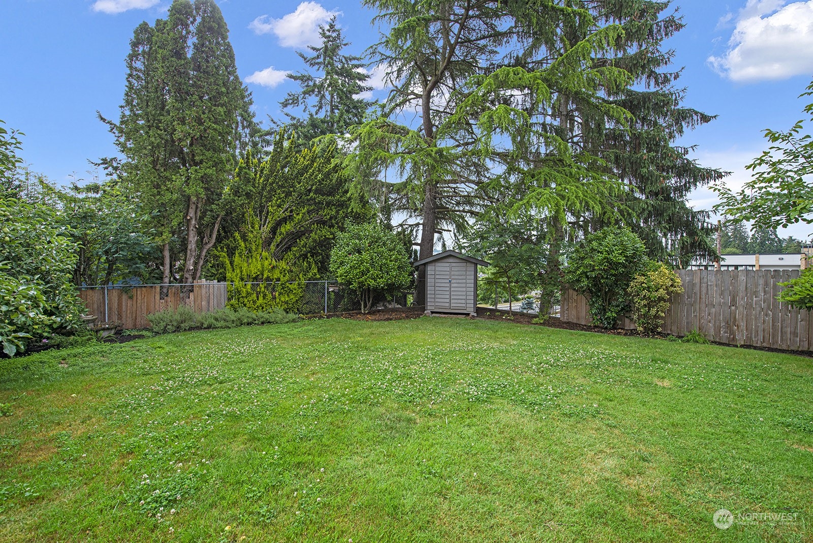 260 Taylor Avenue Northwest Renton, WA 98057 - Photo 26 of 26 a view of a back yard
