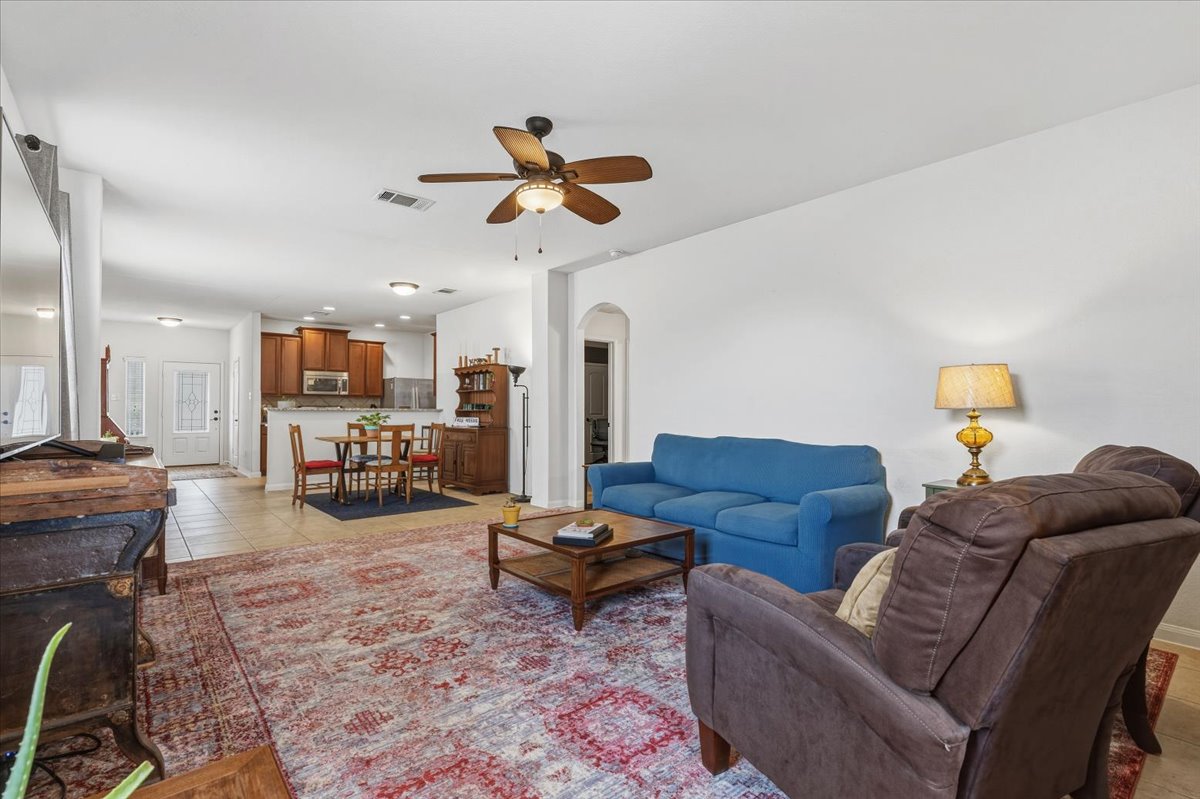 1672 Treeta Trail Kyle, TX 78640 - Photo 13 of 33
