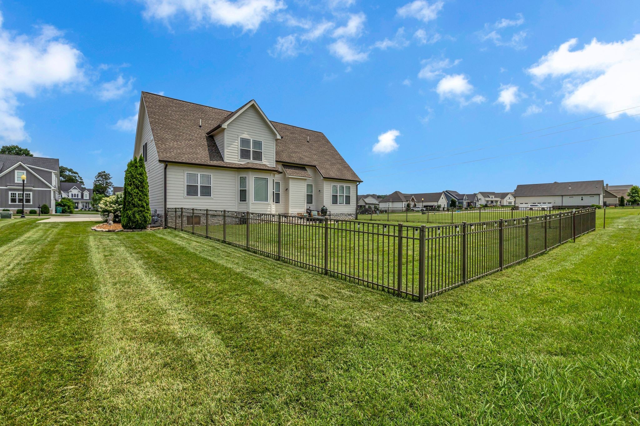 214 River Watch Way Winchester, TN 37398 - Photo 6 of 82