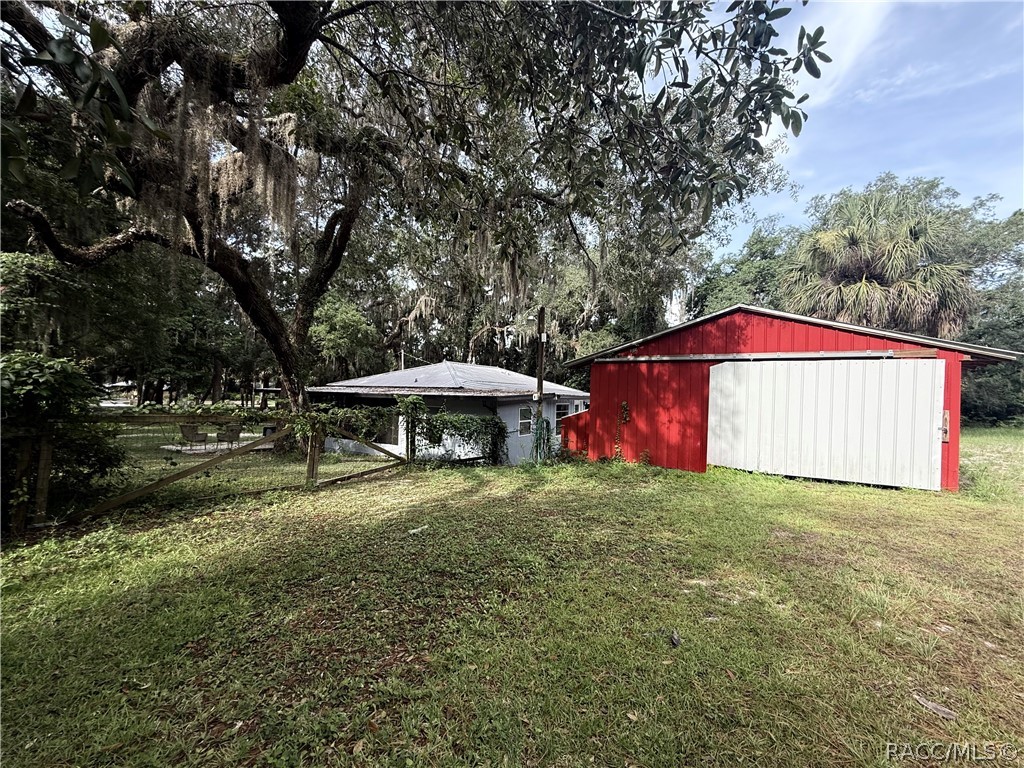 271 Hudson Street Inglis, FL 34449 - Photo 5 of 45