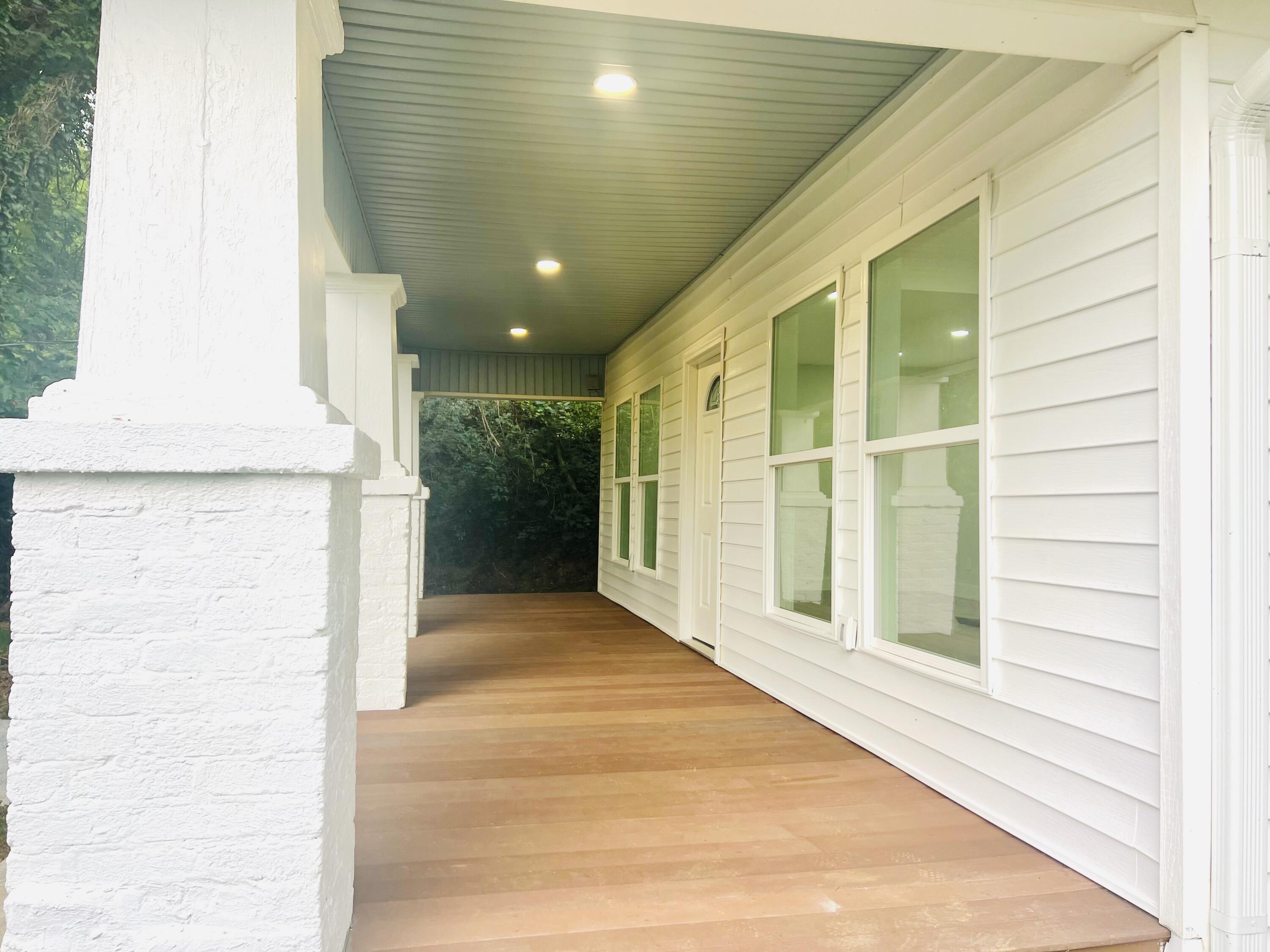 111 Dal Brown Road Chattanooga, TN 37405 - Photo 10 of 45 IMG_6934