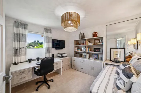 $1,275,000 | 110 Seminary Drive, Unit 1E, Mill Valley, CA 94941